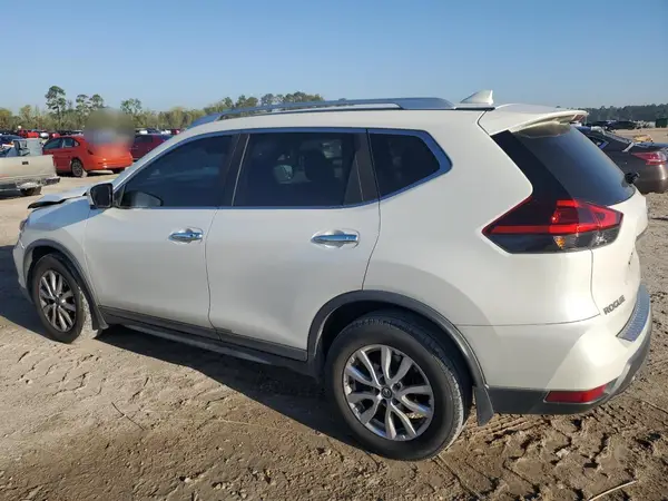 KNMAT2MT6JP531904 2018 NISSAN ROGUE - Image 2