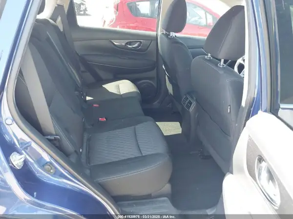 KNMAT2MT6JP539856 2018 NISSAN ROGUE - Image 8