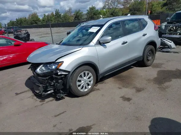 KNMAT2MT6JP540232 2018 NISSAN ROGUE - Image 2