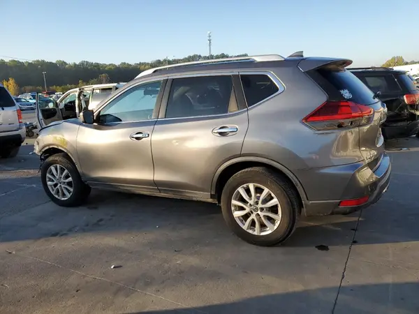 KNMAT2MT6JP544720 2018 NISSAN ROGUE - Image 2