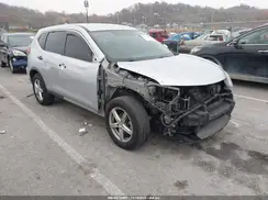 KNMAT2MT6JP546192 2018 NISSAN ROGUE