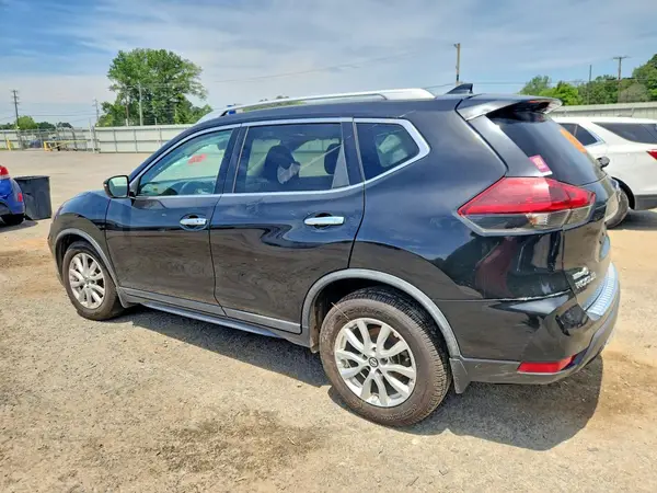 KNMAT2MT6JP548265 2018 NISSAN ROGUE - Image 2