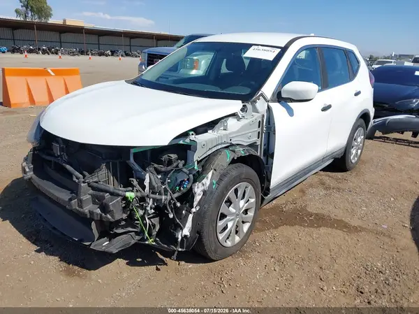 KNMAT2MT6JP558455 2018 NISSAN ROGUE - Image 2