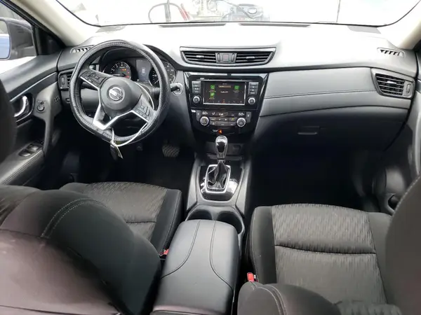 KNMAT2MT6JP563705 2018 NISSAN ROGUE - Image 8