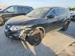 KNMAT2MT6JP567267 2018 NISSAN ROGUE