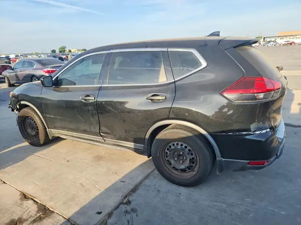 KNMAT2MT6JP567267 2018 NISSAN ROGUE - Image 2