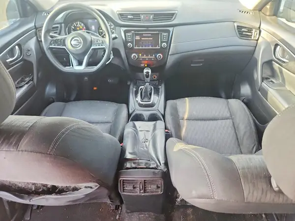 KNMAT2MT6JP567267 2018 NISSAN ROGUE - Image 8