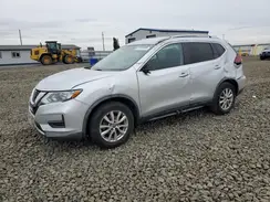 KNMAT2MT6JP570671 2018 NISSAN ROGUE