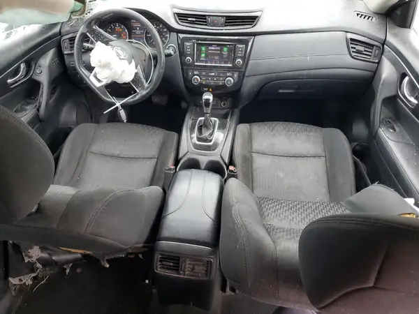 KNMAT2MT6JP586336 2018 NISSAN ROGUE - Image 8