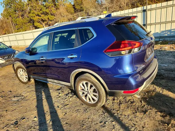 KNMAT2MT6JP589804 2018 NISSAN ROGUE - Image 2