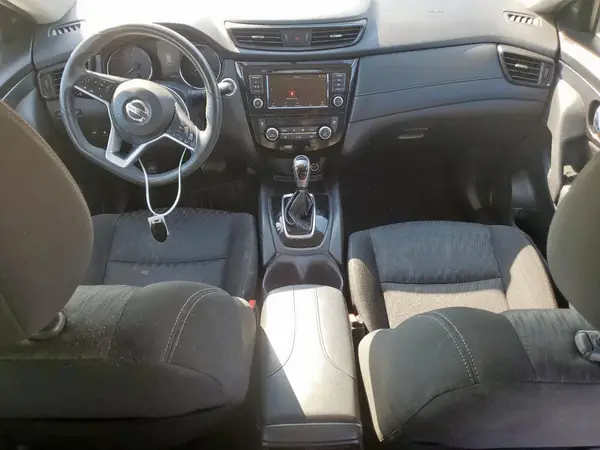 KNMAT2MT6JP589981 2018 NISSAN ROGUE - Image 8