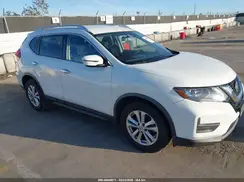 KNMAT2MT6JP591245 2018 NISSAN ROGUE