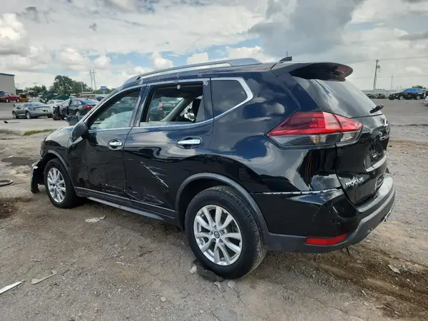 KNMAT2MT6JP592072 2018 NISSAN ROGUE - Image 2