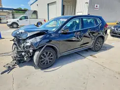 KNMAT2MT6JP600171 2018 NISSAN ROGUE