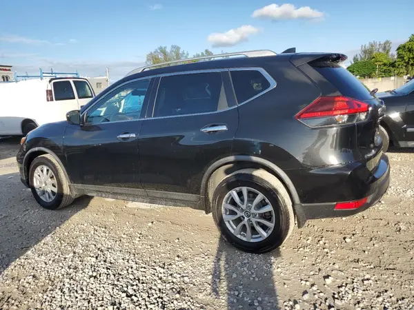 KNMAT2MT6JP618220 2018 NISSAN ROGUE - Image 2