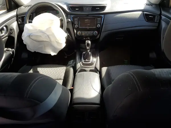 KNMAT2MT6JP622509 2018 NISSAN ROGUE - Image 8