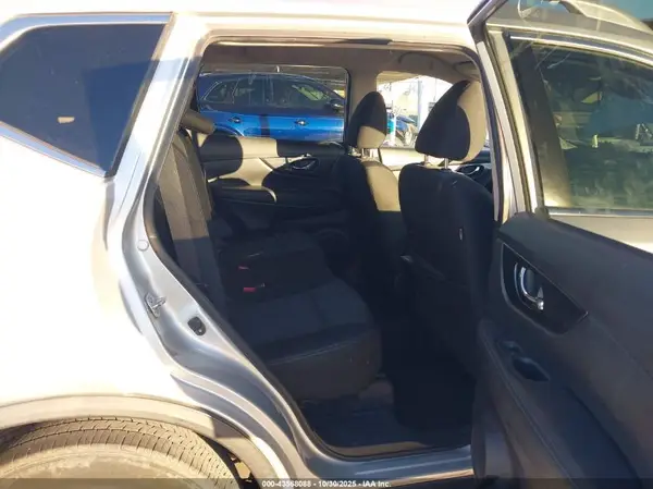 KNMAT2MT6KP503389 2019 NISSAN ROGUE - Image 8