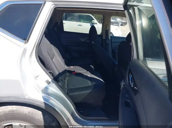 KNMAT2MT6KP503487 2019 NISSAN ROGUE - Image 8