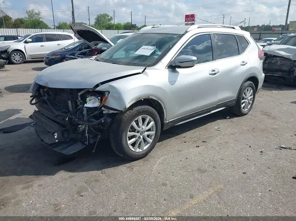 KNMAT2MT6KP507796 2019 NISSAN ROGUE - Image 2