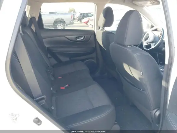 KNMAT2MT6KP514215 2019 NISSAN ROGUE - Image 8