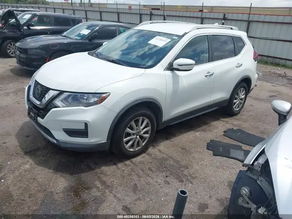 KNMAT2MT6KP518877 2019 NISSAN ROGUE - Image 2