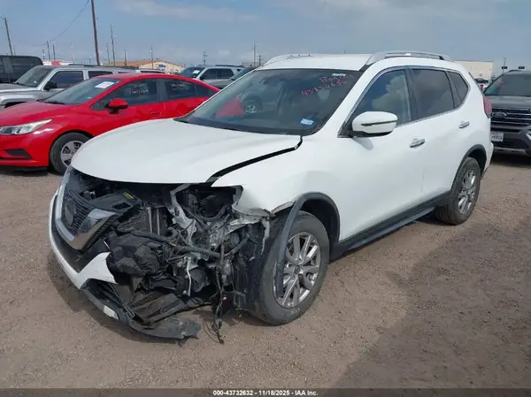 KNMAT2MT6KP519320 2019 NISSAN ROGUE - Image 2
