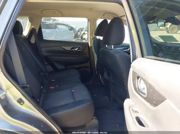 KNMAT2MT6KP531824 2019 NISSAN ROGUE - Image 8