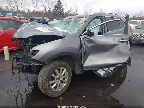 KNMAT2MT6KP546727 2019 NISSAN ROGUE - Image 2