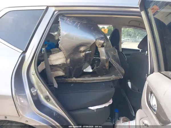 KNMAT2MT6KP548882 2019 NISSAN ROGUE - Image 8