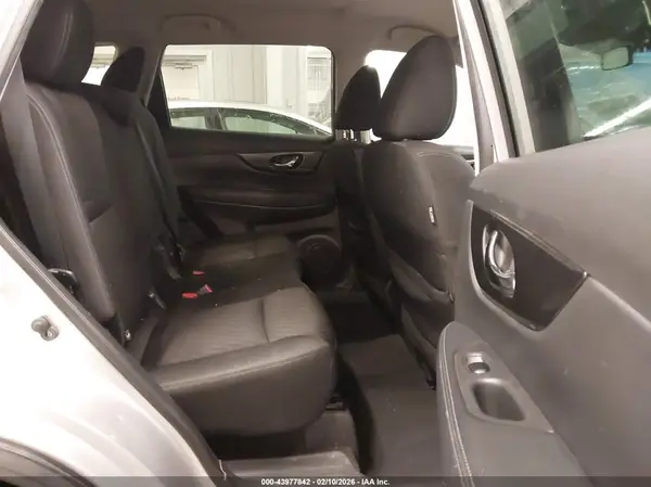KNMAT2MT6LP508917 2020 NISSAN ROGUE - Image 8