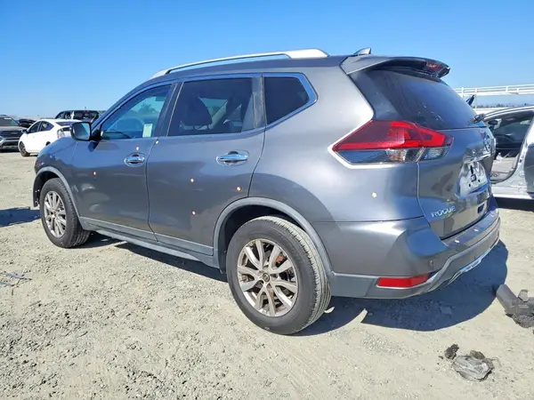 KNMAT2MT6LP514605 2020 NISSAN ROGUE - Image 2