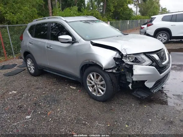 KNMAT2MT6LP517598 2020 NISSAN ROGUE - Image 1