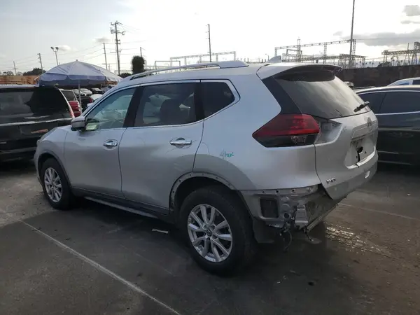 KNMAT2MT6LP522798 2020 NISSAN ROGUE - Image 2