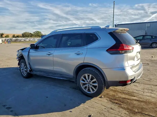 KNMAT2MT6LP524468 2020 NISSAN ROGUE - Image 2