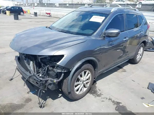 KNMAT2MT6LP535521 2020 NISSAN ROGUE - Image 2