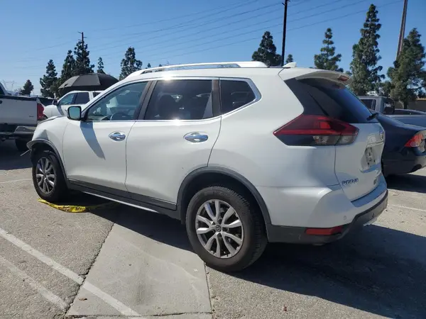 KNMAT2MT6LP539973 2020 NISSAN ROGUE - Image 2