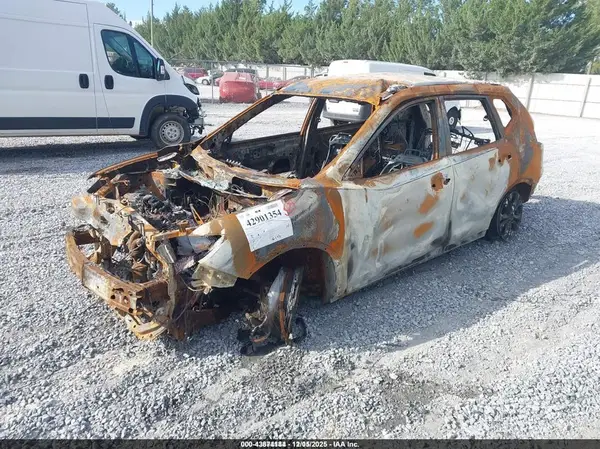 KNMAT2MT7GP599198 2016 NISSAN ROGUE - Image 2