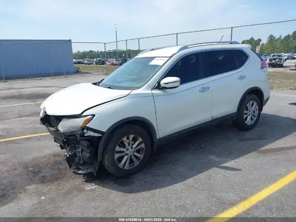 KNMAT2MT7GP604822 2016 NISSAN ROGUE - Image 2