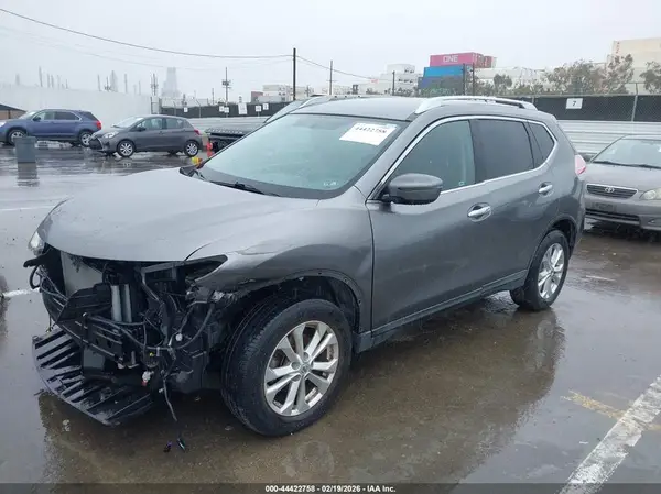 KNMAT2MT7GP605064 2016 NISSAN ROGUE - Image 2