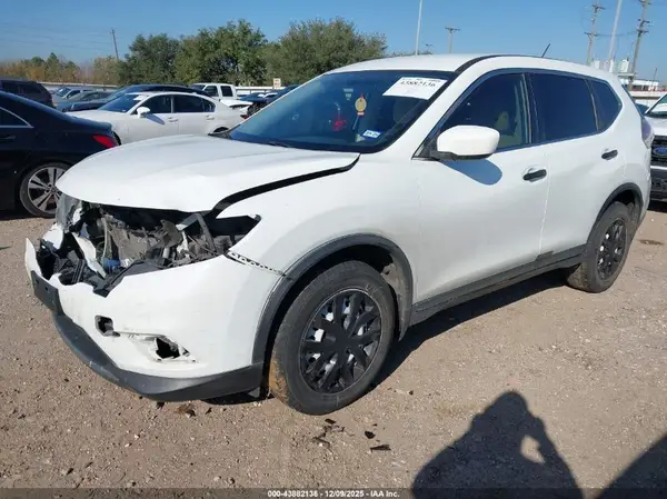 KNMAT2MT7GP614055 2016 NISSAN ROGUE - Image 2
