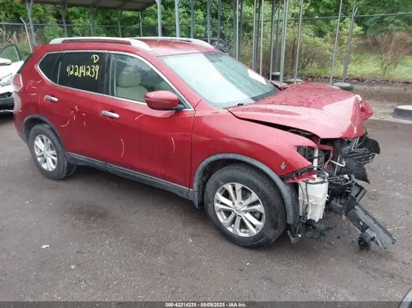 KNMAT2MT7GP617442 2016 NISSAN ROGUE - Image 1
