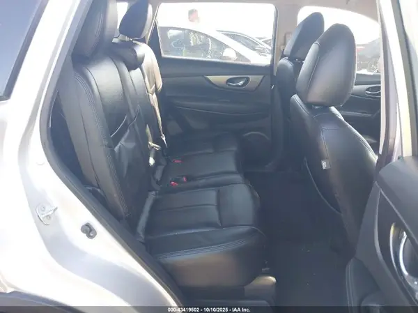 KNMAT2MT7GP631339 2016 NISSAN ROGUE - Image 8