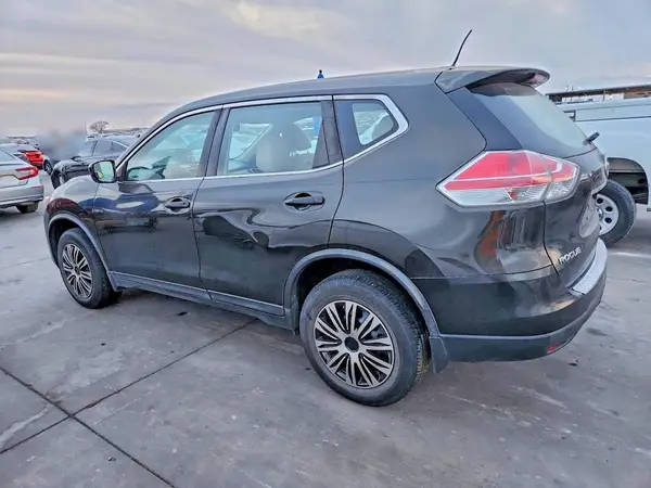 KNMAT2MT7GP641210 2016 NISSAN ROGUE - Image 2