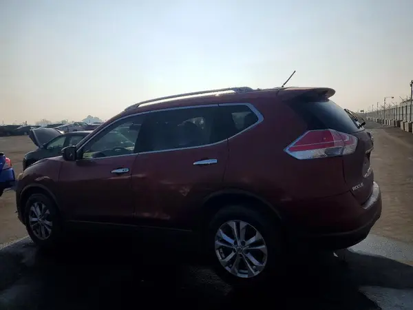 KNMAT2MT7GP654846 2016 NISSAN ROGUE - Image 2