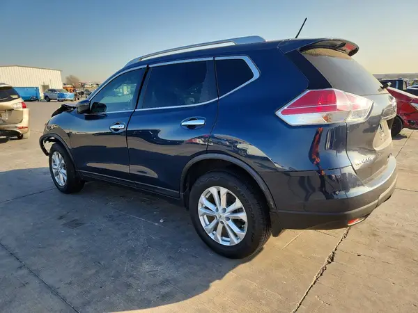 KNMAT2MT7GP657083 2016 NISSAN ROGUE - Image 2