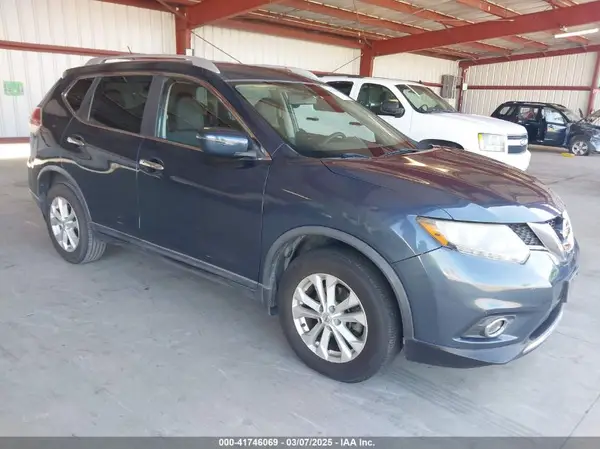 KNMAT2MT7GP665670 2016 NISSAN ROGUE - Image 1