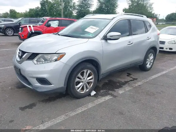 KNMAT2MT7GP666768 2016 NISSAN ROGUE - Image 2