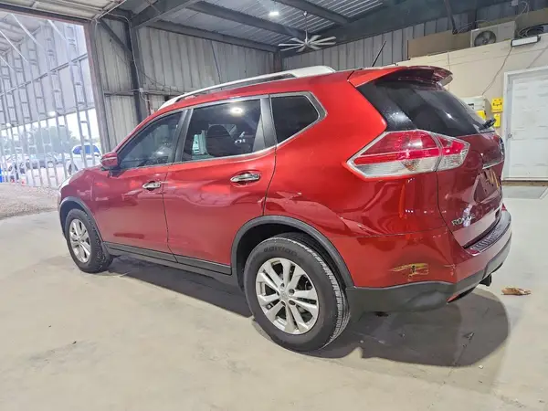 KNMAT2MT7GP667676 2016 NISSAN ROGUE - Image 2
