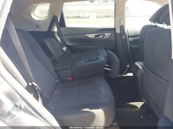 KNMAT2MT7GP714995 2016 NISSAN ROGUE - Image 8