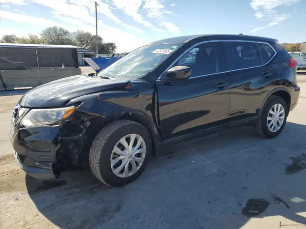 KNMAT2MT7HP500784 2017 NISSAN ROGUE - Image 1